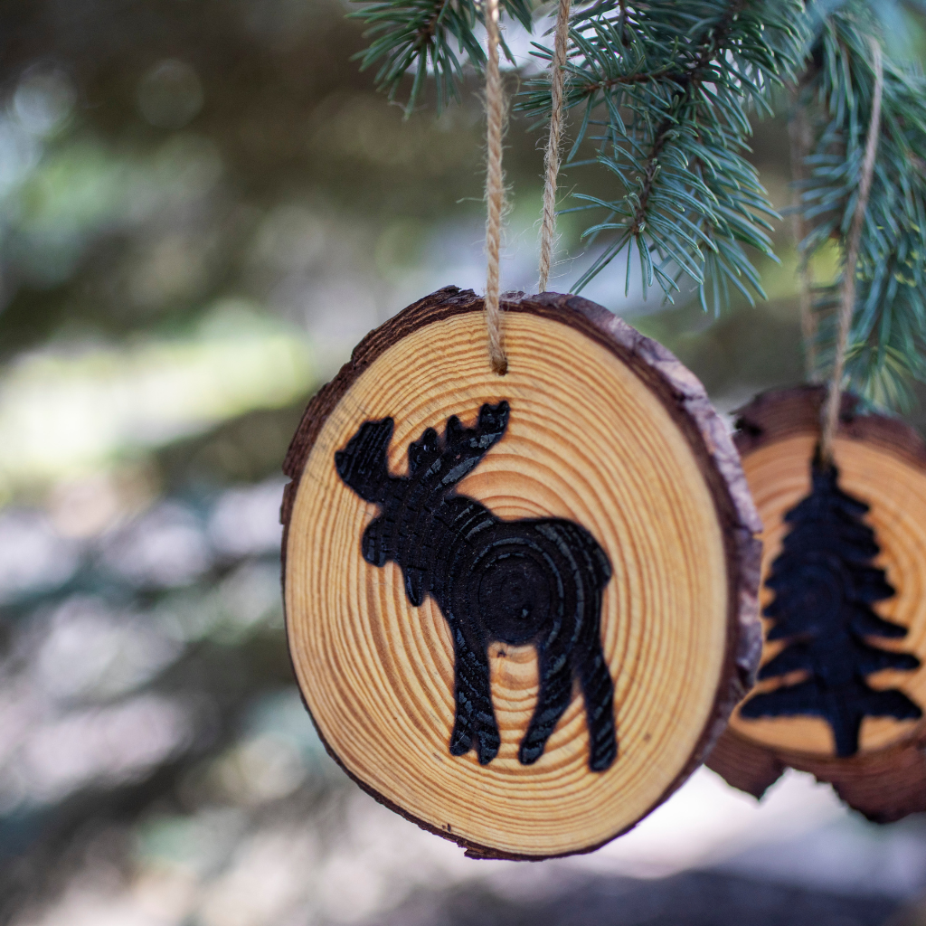 RUSTIC WOODEN ORNAMENT