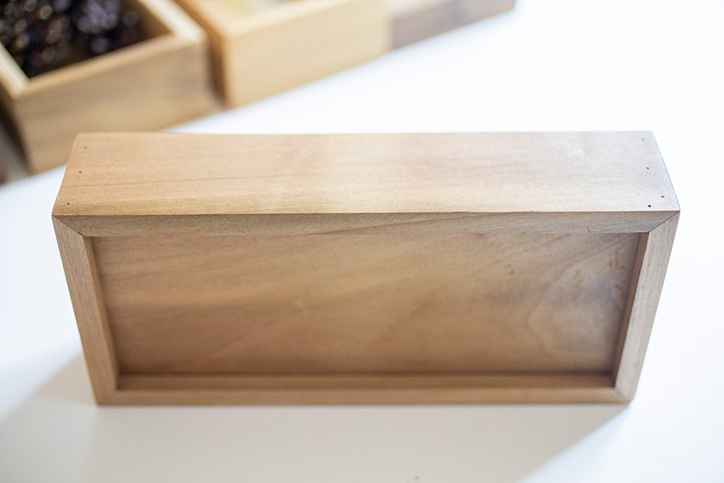 ELEGANT WOODEN TRAY