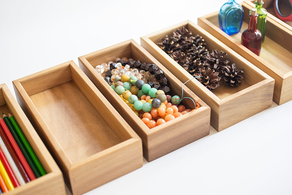 ELEGANT WOODEN TRAY